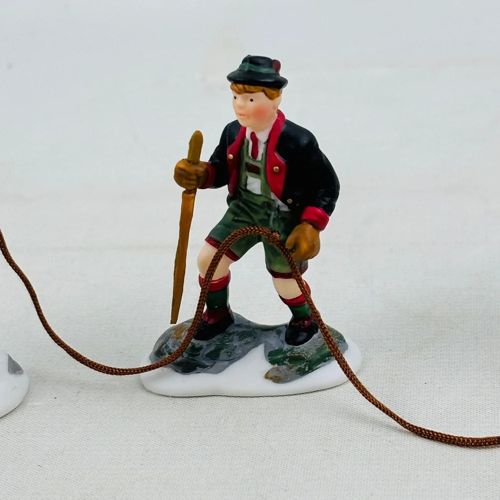 Department 56 Climb Every Mountain Set‎ of 4 Figurines Alpine Village 5613-8